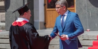 Дмитрий Миляев вручил дипломы выпускникам – отличникам ТулГУ и ТГПУ им. Л.Н Толстого - ИА Новомосковск Сегодня